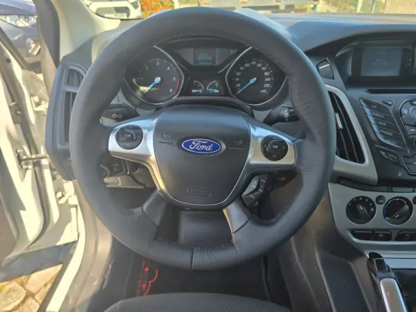 Ford Focus 1.6 TDCi Titanium Best 8