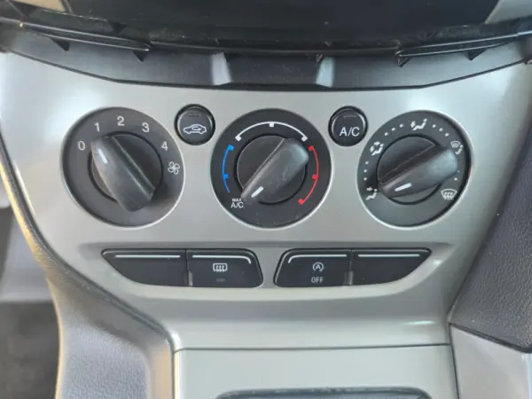 Ford Focus 1.6 TDCi Titanium Best 11