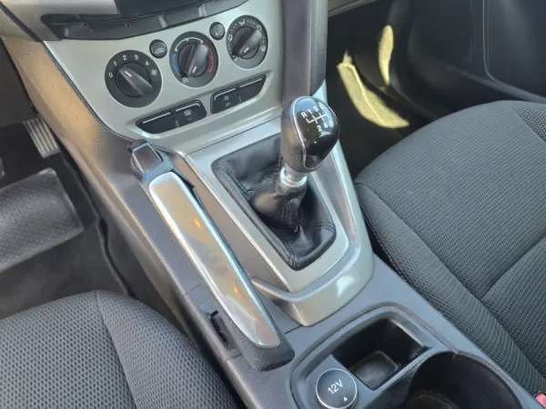 Ford Focus 1.6 TDCi Titanium Best 12