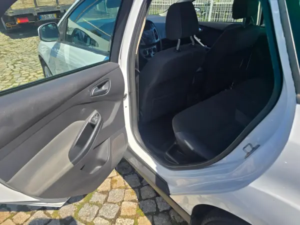 Ford Focus 1.6 TDCi Titanium Best 18
