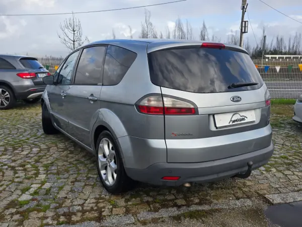Ford S-Max 1.8 TDCi Titanium 7L 4