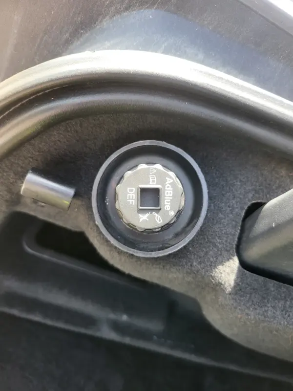 Jaguar XE 2.0 D R-Sport AWD Aut. 9