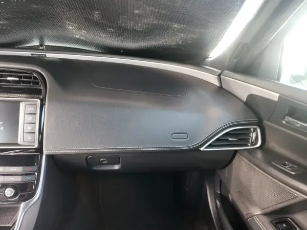 Jaguar XE 2.0 D R-Sport AWD Aut. 16