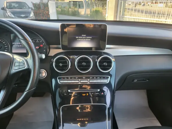 Mercedes-Benz GLC 350 e 4-Matic 11