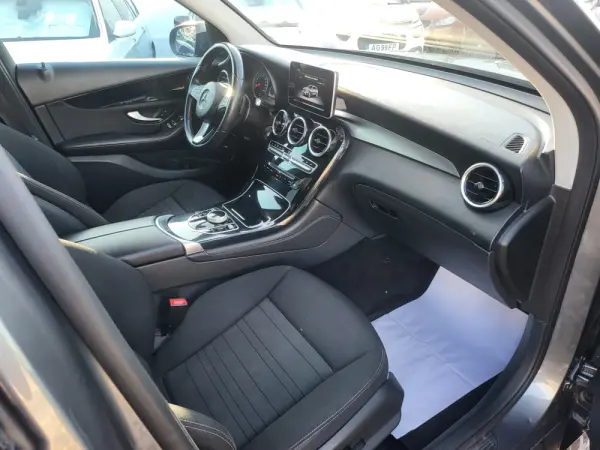 Mercedes-Benz GLC 350 e 4-Matic 19