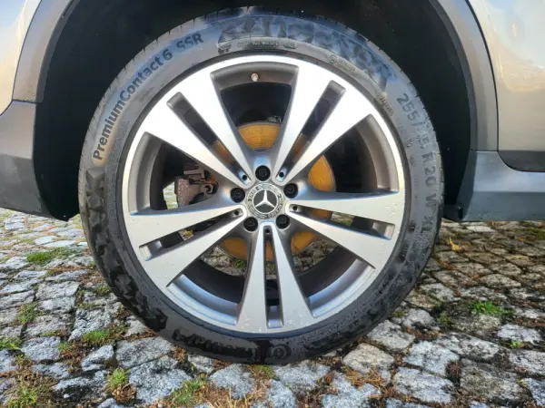 Mercedes-Benz GLC 350 e 4-Matic 28