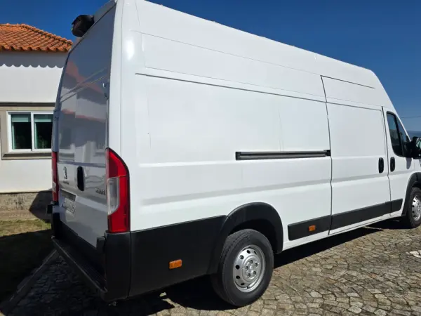 Peugeot Boxer 2.2 BlueHDi 330 L2H2 5