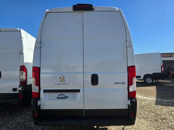Peugeot Boxer 2.2 BlueHDi 330 L2H2 6