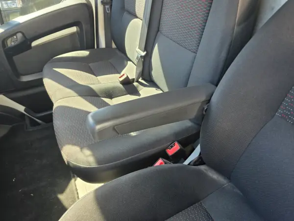 Peugeot Boxer 2.2 BlueHDi 330 L2H2 13