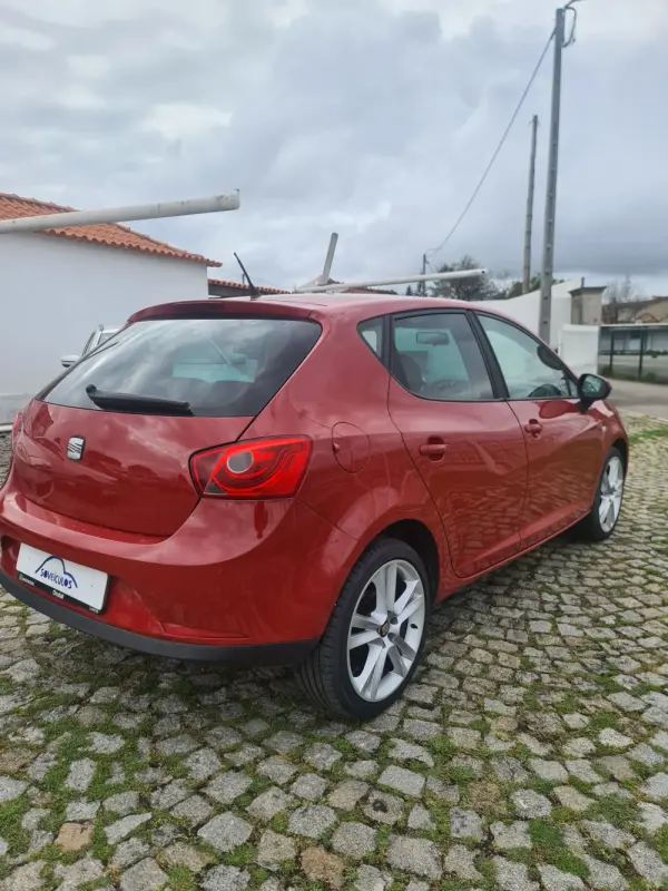 SEAT Ibiza 1.6 TDi Copa Plus DPF 3