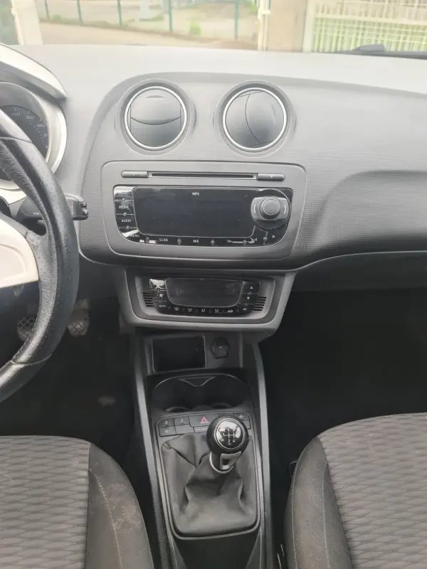 SEAT Ibiza 1.6 TDi Copa Plus DPF 11