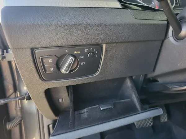 Volkswagen Passat 2.0 TDi Confortline DSG 12