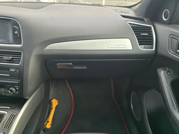 Audi Q5 3.2 V6 FSi Exclusive S-tronic 24