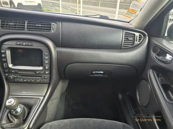 Jaguar X-Type 2.0 D Classic 27