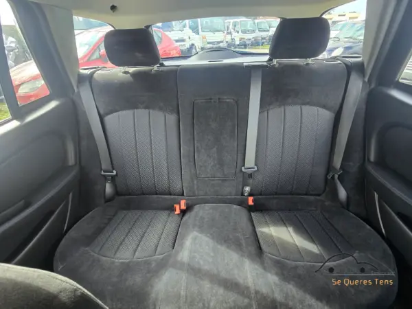 Jaguar X-Type 2.0 D Classic 28