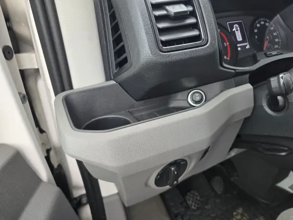 Volkswagen Crafter 35 2.0 TDI L3H3 Médio Tecto Alto 19