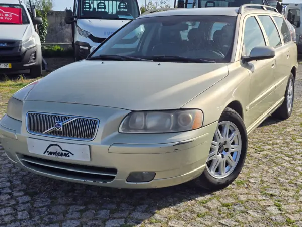 Volvo V70 2.4 D5 Nivel 3 2