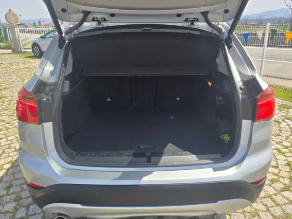 BMW X1 16 d sDrive 6
