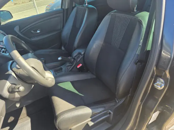 Renault Mégane 1.5 dCi confort ss 8