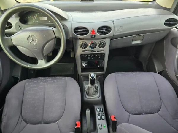 Mercedes-Benz A 170 CDi Elegance 10