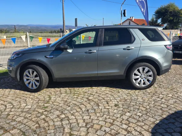 Land Rover Discovery Sport 2.0 TD4 HSE Luxury 7L Auto 4