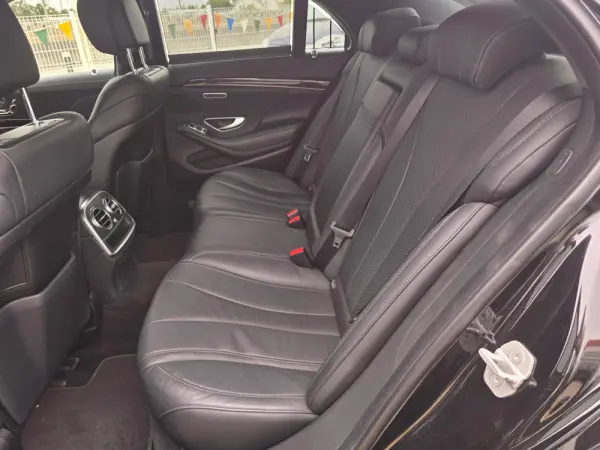 Mercedes-Benz S 350 d 4Matic 9G-TRONIC 32