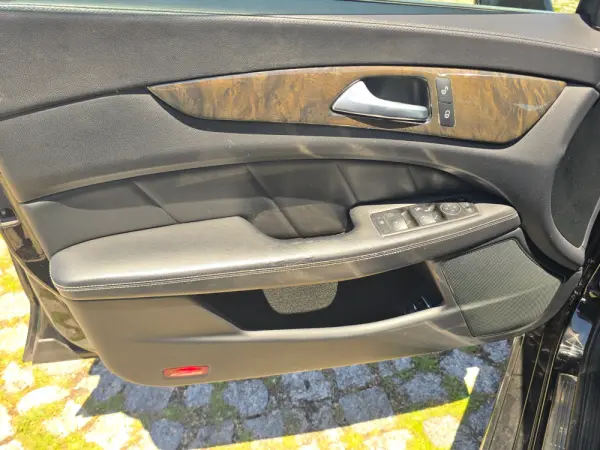 Mercedes-Benz CLS 350 CDI BlueEfficiency 8
