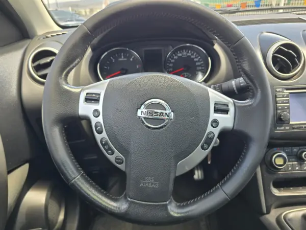 Nissan Qashqai +2 1.5 dCi Tekna 18
