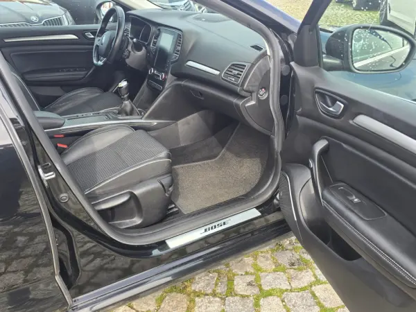 Renault Mégane 1.5 Blue dCi Bose Edition 24