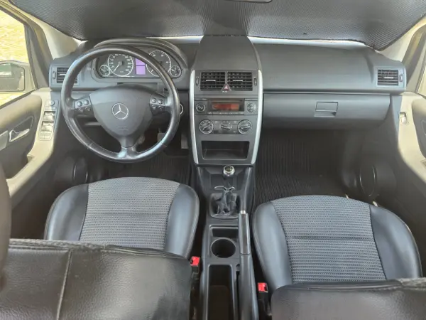 Mercedes-Benz A 160 CDI AVNTGARDE 17
