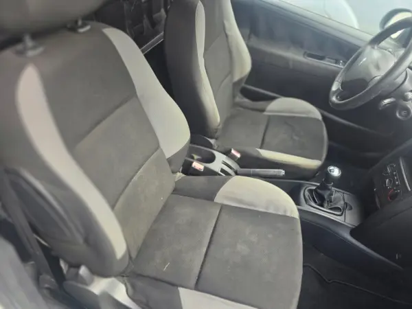 Peugeot 207 1.4 HDi Active 15