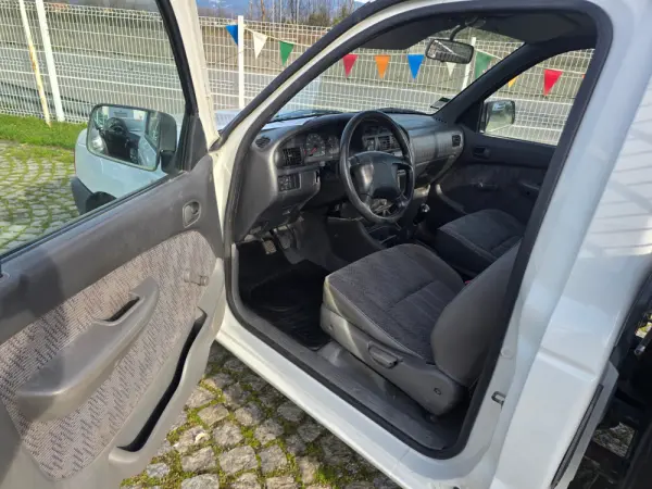Ford Ranger 2.5 TD CL 8