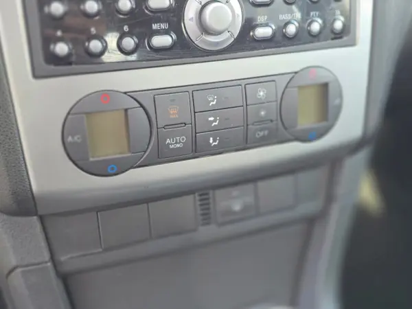 Ford Focus 1.6 TDCi Connection 15