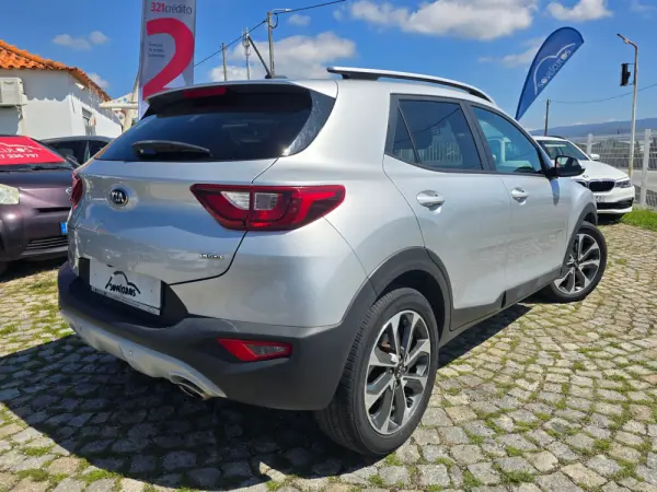 Kia Stonic 1.6 CRDi LX 4