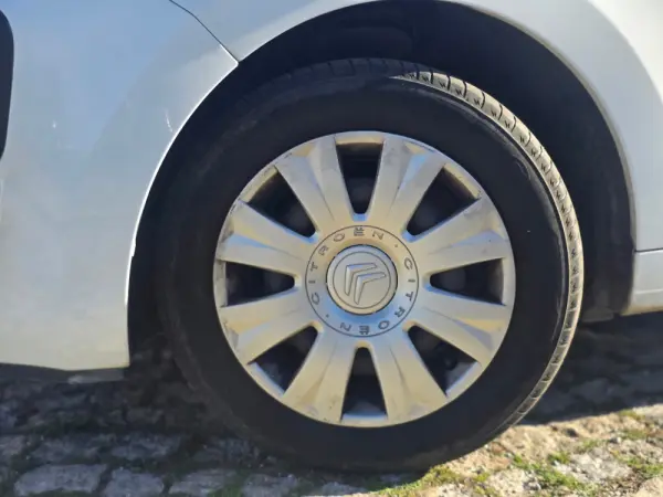 Citroen C3 Picasso 1.6 HDi Airdream 4