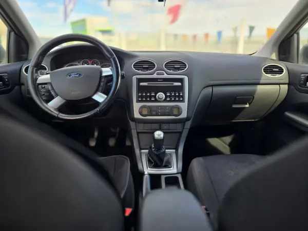 Ford Focus 1.6 TDCi Connection 17