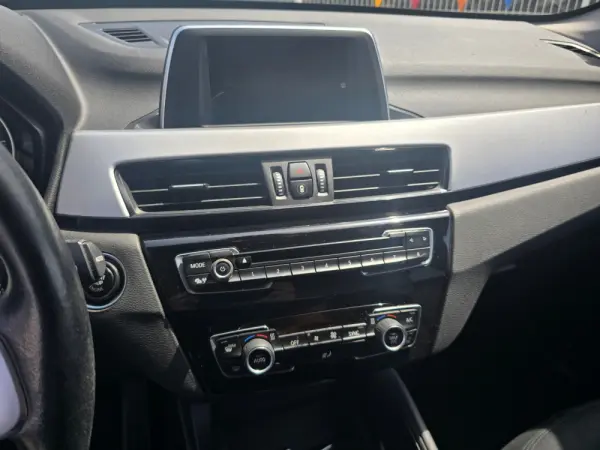 BMW X1 16 d sDrive 12