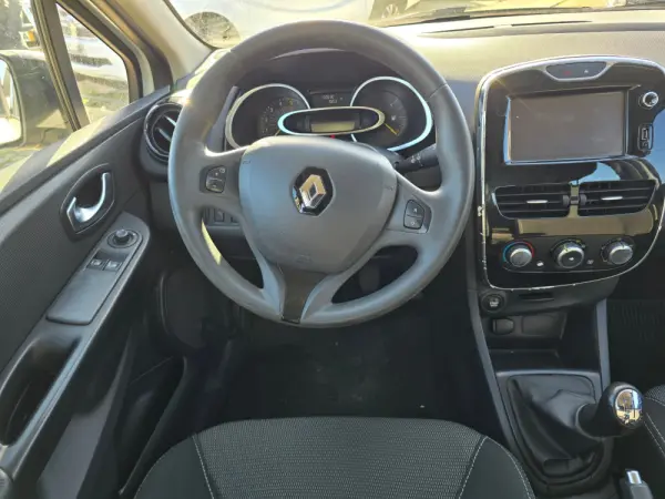 Renault Clio 1.5 dCi Confort 10