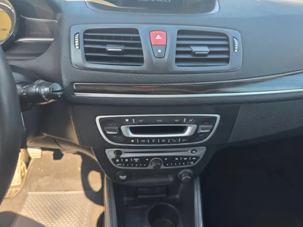 Renault Mégane 1.5 dCi confort ss 14