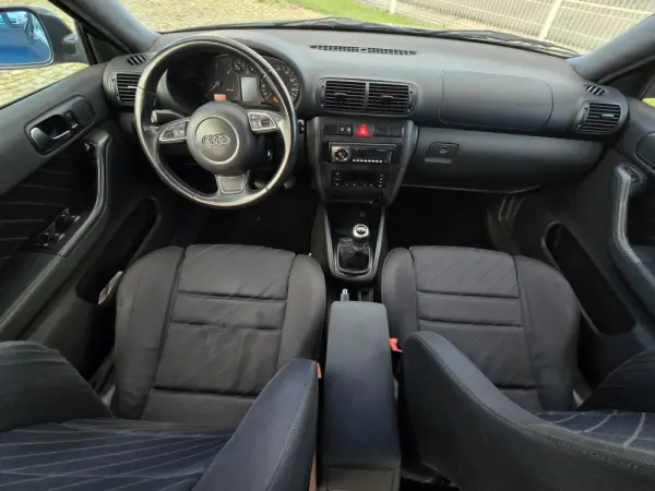 Audi A3 1.9 TDI Attraction 16