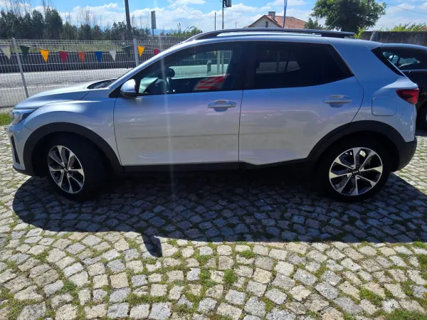Kia Stonic 1.6 CRDi LX 3