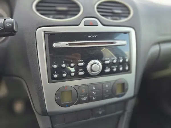 Ford Focus 1.6 TDCi Connection 14