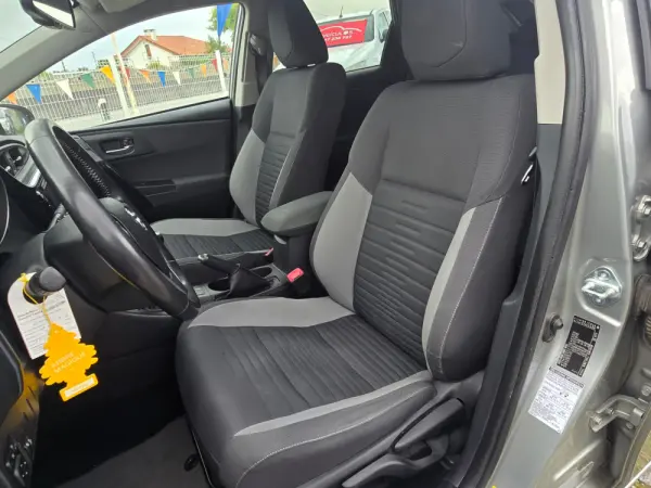 Toyota Auris 1.6 D-4D Comfort 9