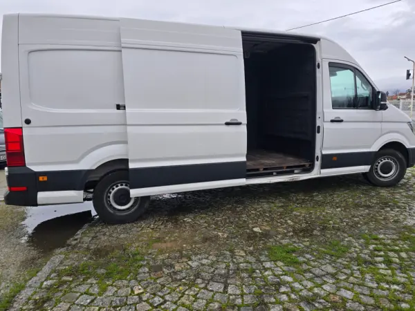 Volkswagen Crafter 35 2.0 TDI L4H3 5