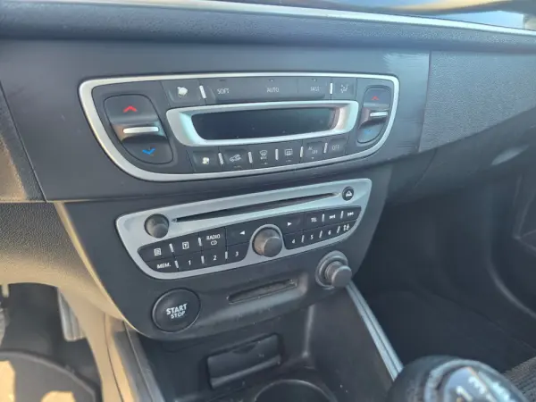 Renault Mégane 1.5 dCi confort ss 15