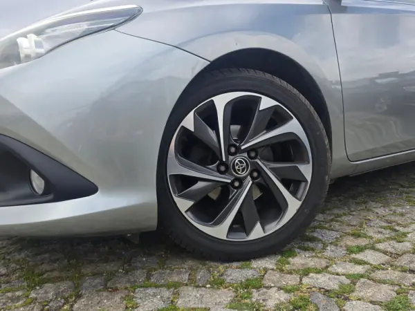 Toyota Auris 1.6 D-4D Comfort 7