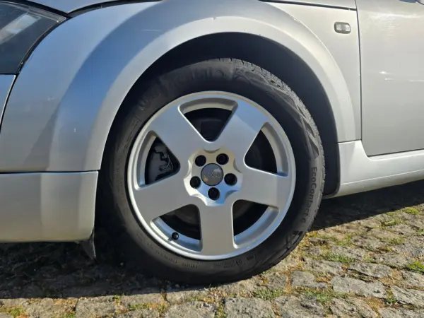 Audi TT Roadster 1.8 T S-line 7