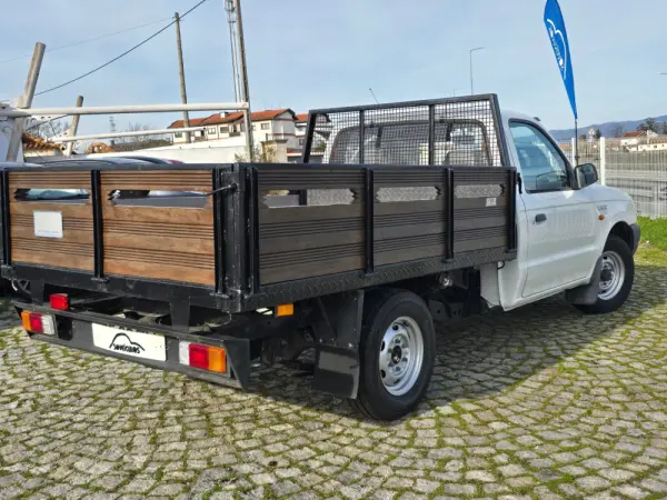 Ford Ranger 2.5 TD CL 5