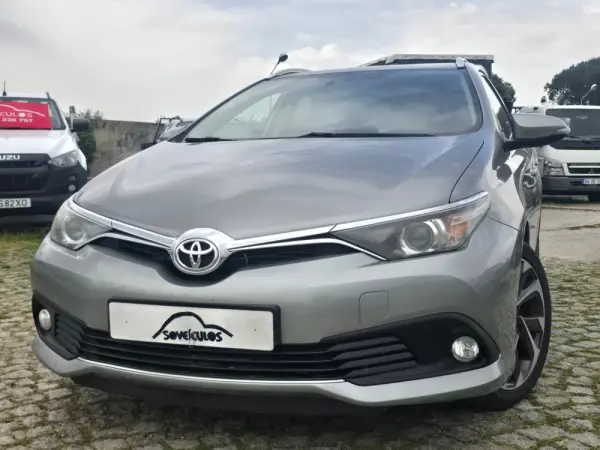 Toyota Auris 1.6 D-4D Comfort 2