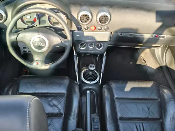 Audi TT Roadster 1.8 T S-line 9